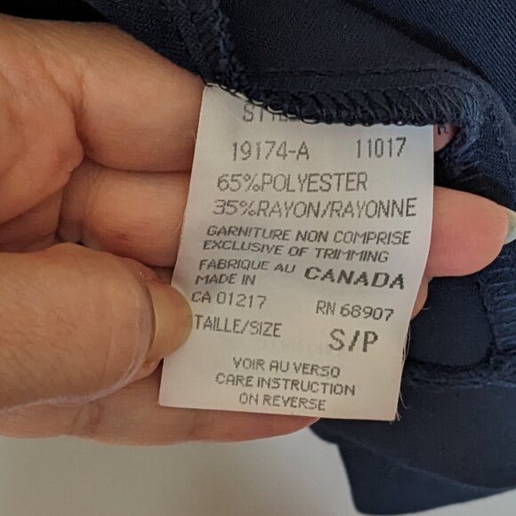 Vintage Le Chateau Waistcoat Made in Canada - Picture 9 of 12